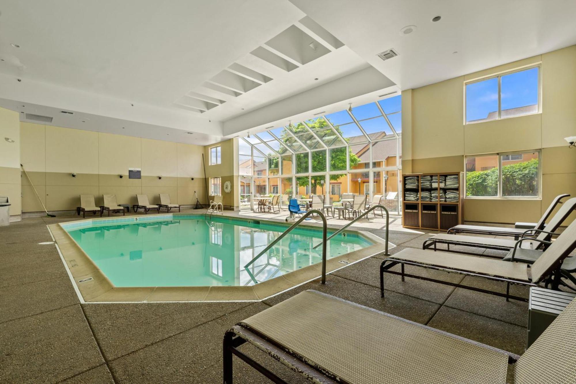 Chicago Club Inn & Suite Oakbrook Terrace Exteriér fotografie
